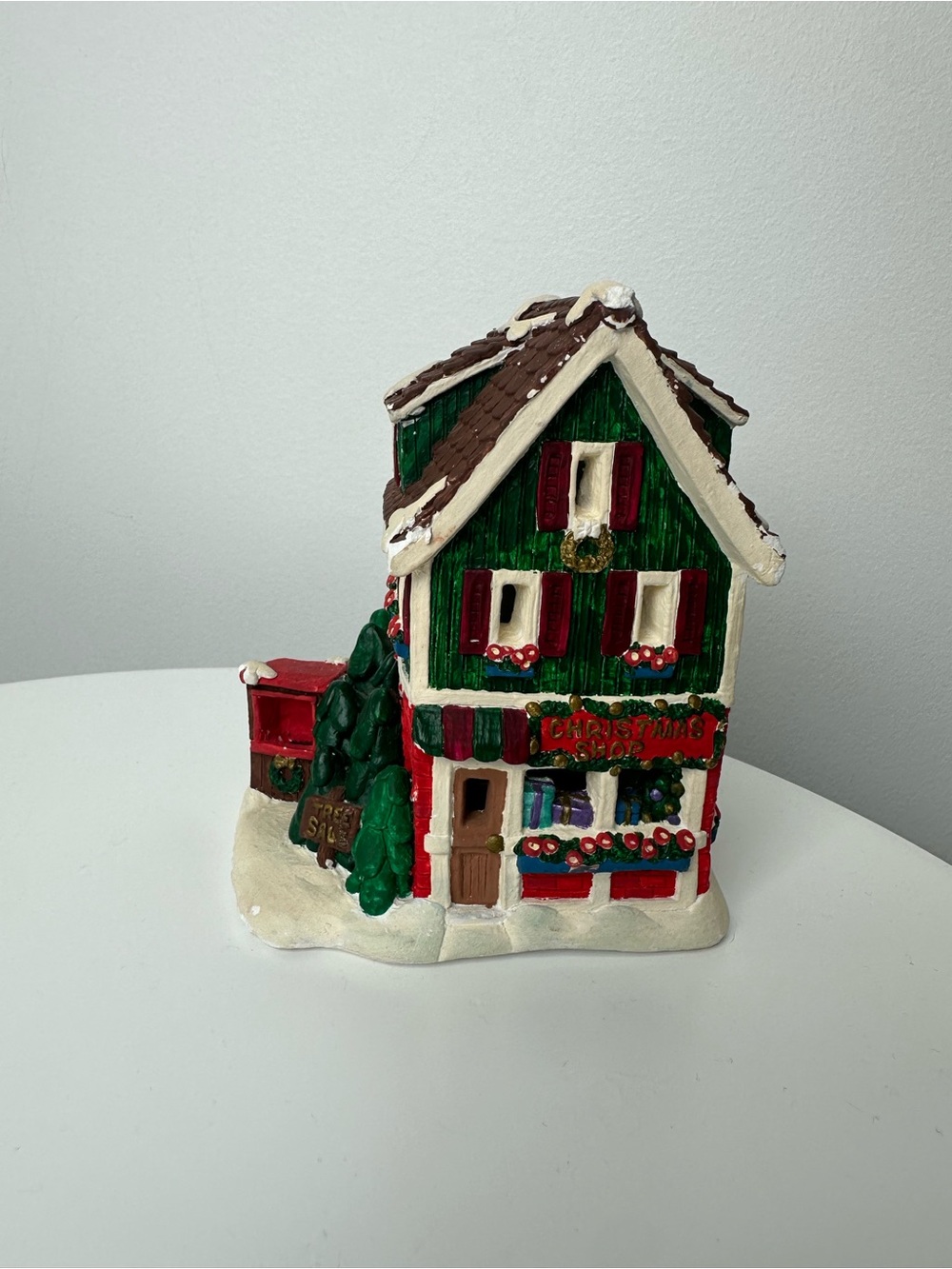 Christmas village Christmas shop California creations 1993